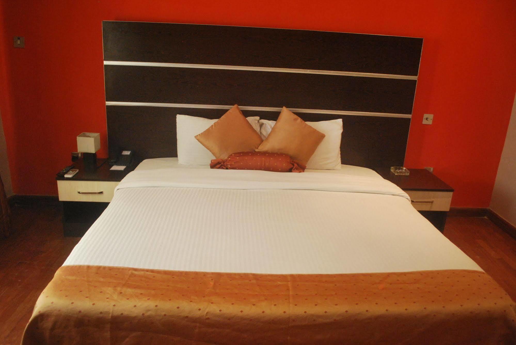 Aries Suites Lagos Kültér fotó